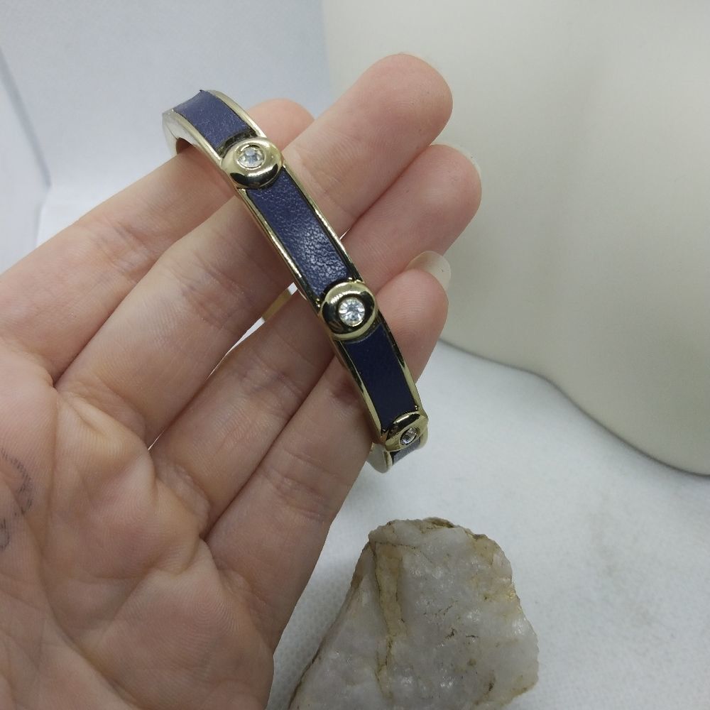 Black blue leather hinge bracelet w sparkling crystal‎ rhinestones - Picture 2 of 3